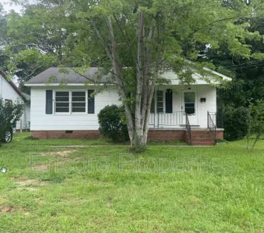 Main picture of 818 Dixon St