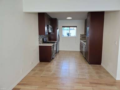 Main picture of 519 Raymond Ave