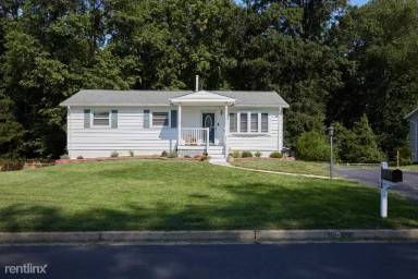 Main picture of 4504 Gage Rd