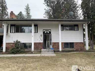 Main picture of 11114 E 35th Ave