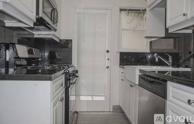 Main picture of 9925 Robbins Dr