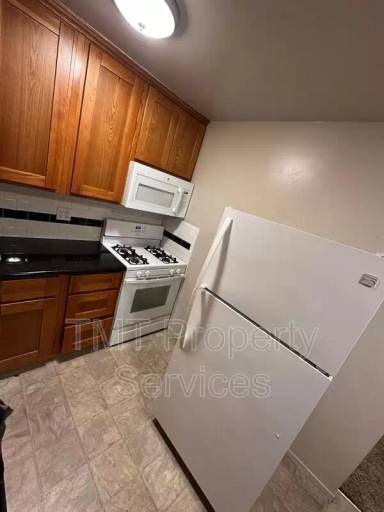 Main picture of 1615 W St