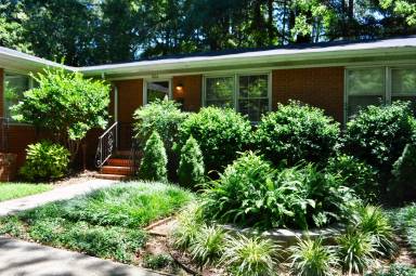 Main picture of 802 Chamberlain St