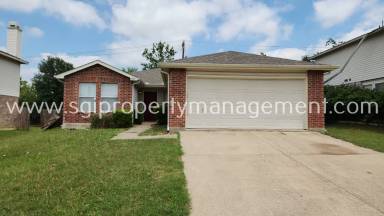 Main picture of 8005 Mosstree Dr