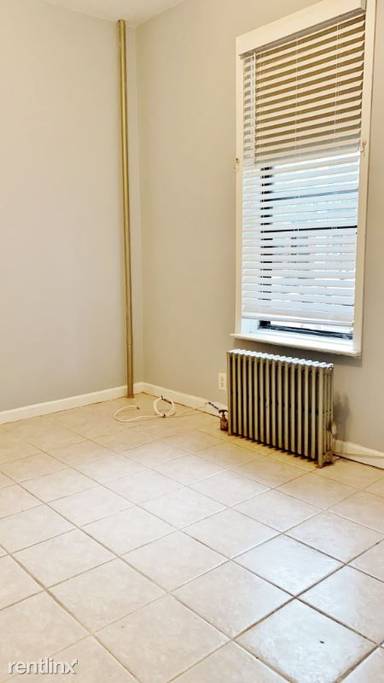 Main picture of 2267 42nd St