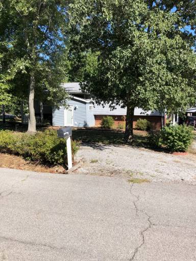 Main picture of 205 Boswell Rd