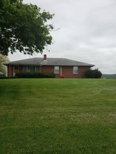 Main picture of 742 Mont Alto Rd