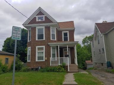 Main picture of 406 Laforte Ave
