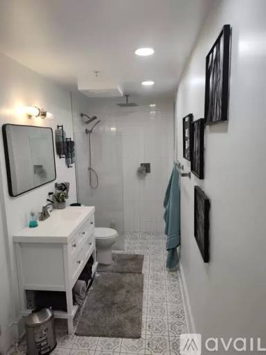 Main picture of 325 E 18th Ave