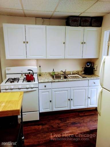 Main picture of 1818 N Wilmot Ave