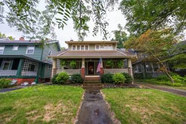 Main picture of 2960 Kensington Rd