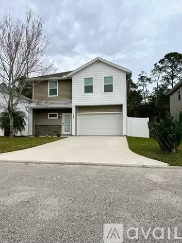 Main picture of 784 Rembrandt Ave