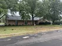 Main picture of 305 Meadowbrook St