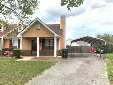 Main picture of 106 Saddlehorn Dr
