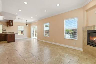 Main picture of 12712 Menlo Ave