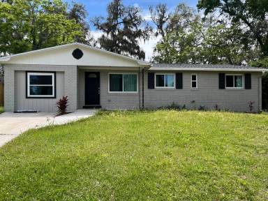 Main picture of 536 Blairmore Blvd W