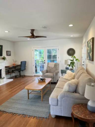 Main picture of 1112 California St