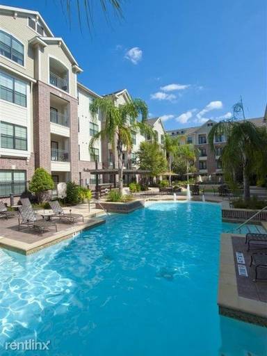 Main picture of Villas at Bunker Hill