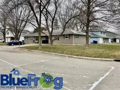 Main picture of 3610 E Edgemere Dr