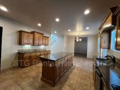 Main picture of 759 S 290 East Cir