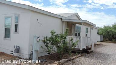 Main picture of 5715 S White Oak Ln