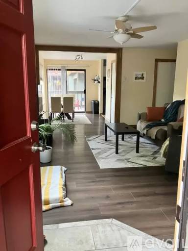 Main picture of 3205 W 5th Ave