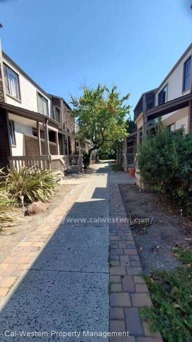 Main picture of 846 Bellomy St