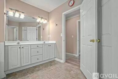 Main picture of 4725 Amelia Ave