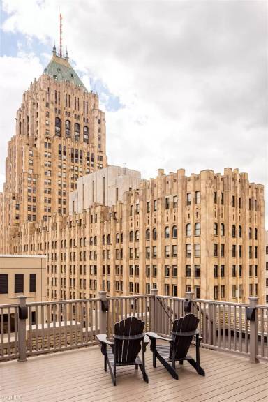 Main picture of The Kahn