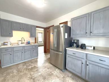 Main picture of 1411 Rawson Ave