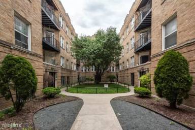 Main picture of 1832 N Humboldt Blvd