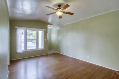 Main picture of 3738 Florida St
