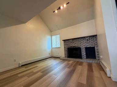 Main picture of 919 44th Avenue Ct
