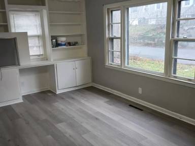 Main picture of 75 W Newlon Pl