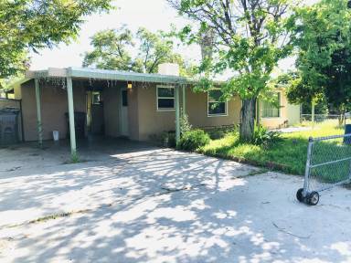 Main picture of 40645 Whittier Ave