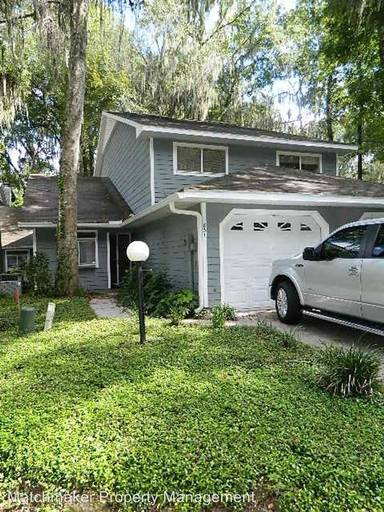 Main picture of 851 SW 50th Way