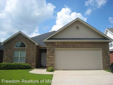 Main picture of 611 Post Oak Way
