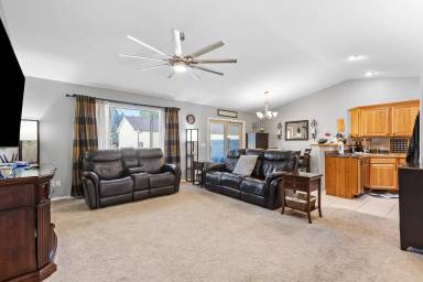 Main picture of 4808 Patricia St