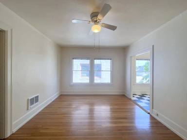 Main picture of 1731 NW Everett St