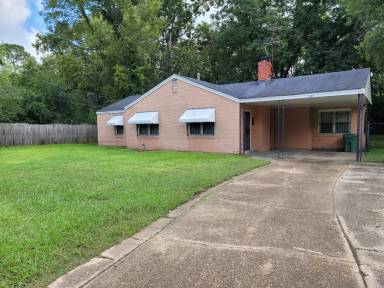 Main picture of 3607 S Court St