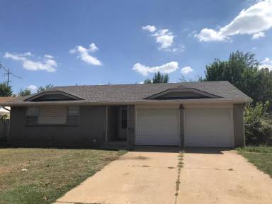 Main picture of 4220 SE 49th St