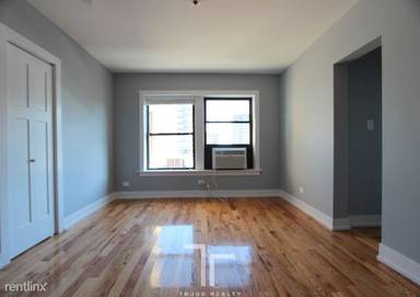 Main picture of 550 W Arlington Pl Apartments