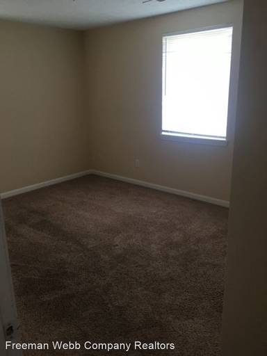 Main picture of 5818 Couch Dr