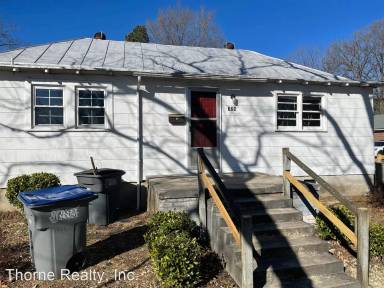 Main picture of 324 Trevathan St