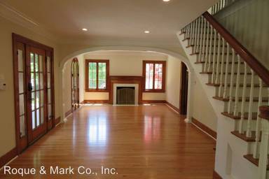 Main picture of 609 S Burlingame Ave