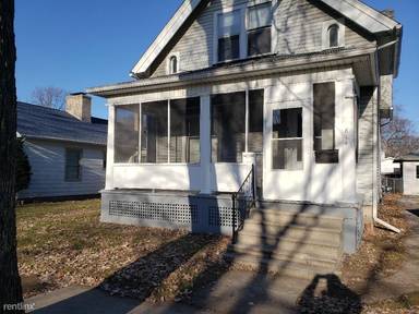 Main picture of 814 Cass St