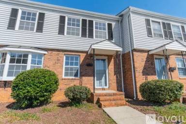 Main picture of 2200 Williamsburg Dr