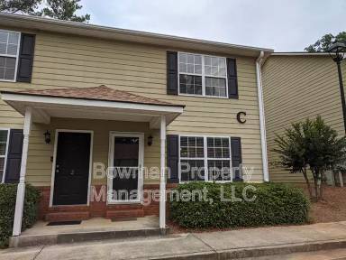 Main picture of 105 Westchester Dr