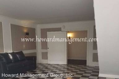 Main picture of 416 N Oakhurst Dr