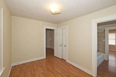 Main picture of 716 N Mirror St